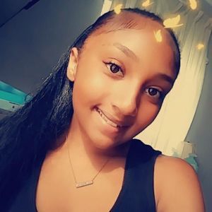 Meet your Posher, Ivy